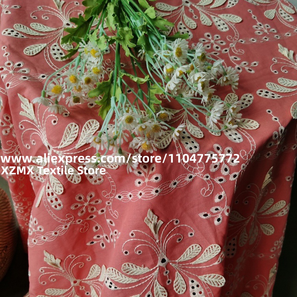 Tela con bordado floral 3D de  - Vintage Sewing Textile reseña y precio